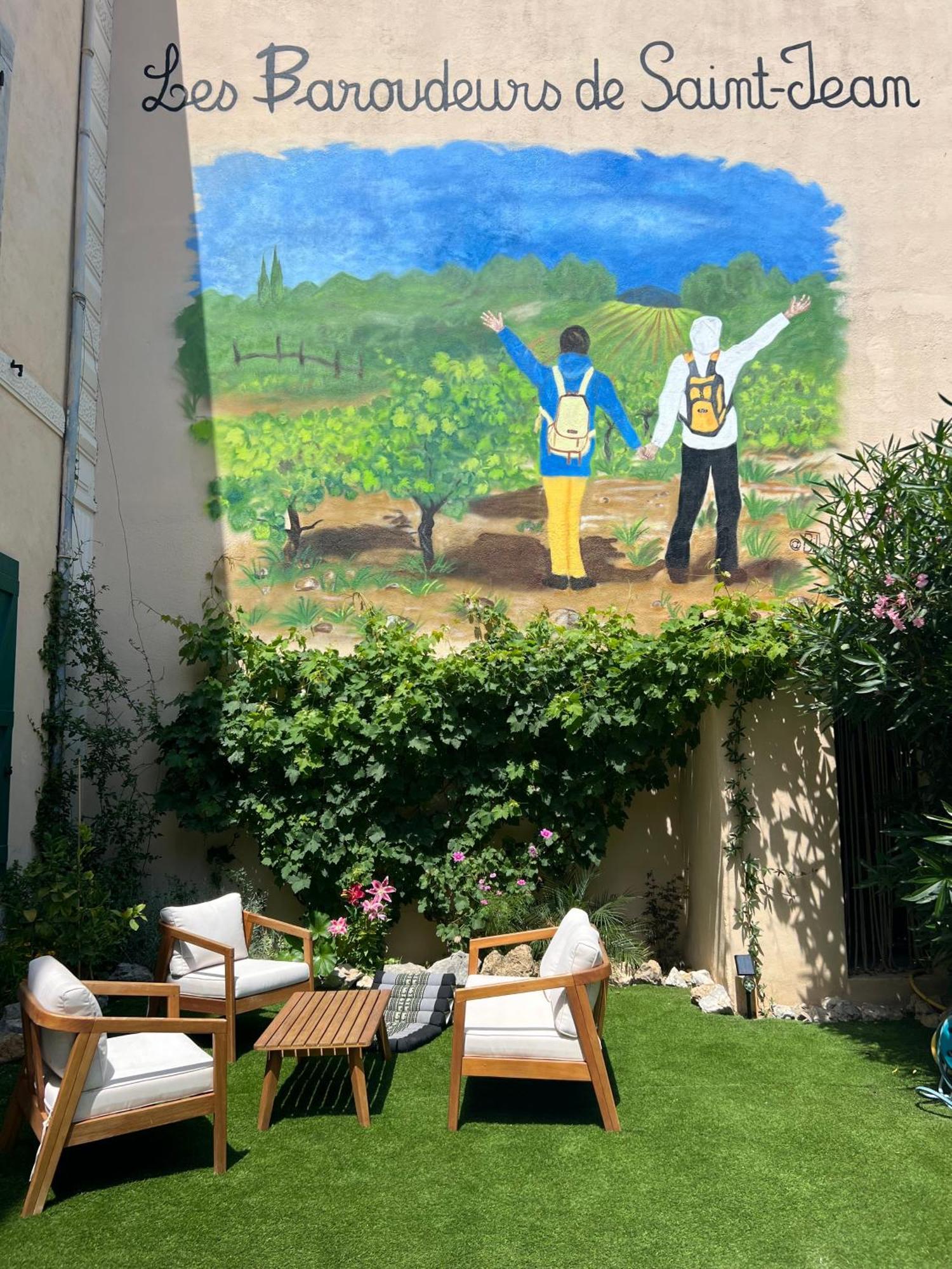 Les Baroudeurs De Saint Jean Panzió Kültér fotó